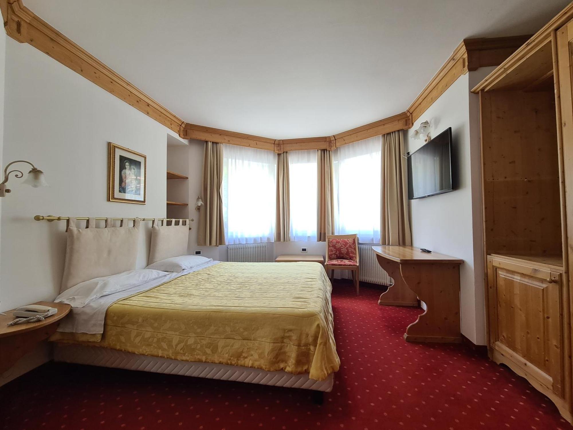 Alpenhotel Panorama Campitello di Fassa Exterior foto